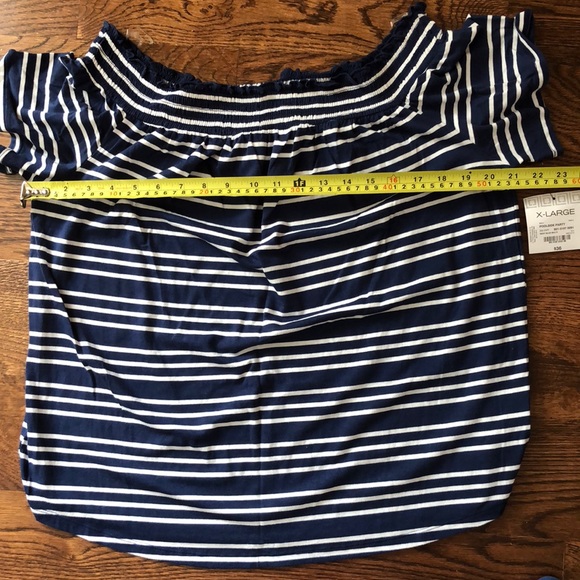 Liz Claiborne Short Sleeve Stripe T-Shirt - Picture 2 of 3